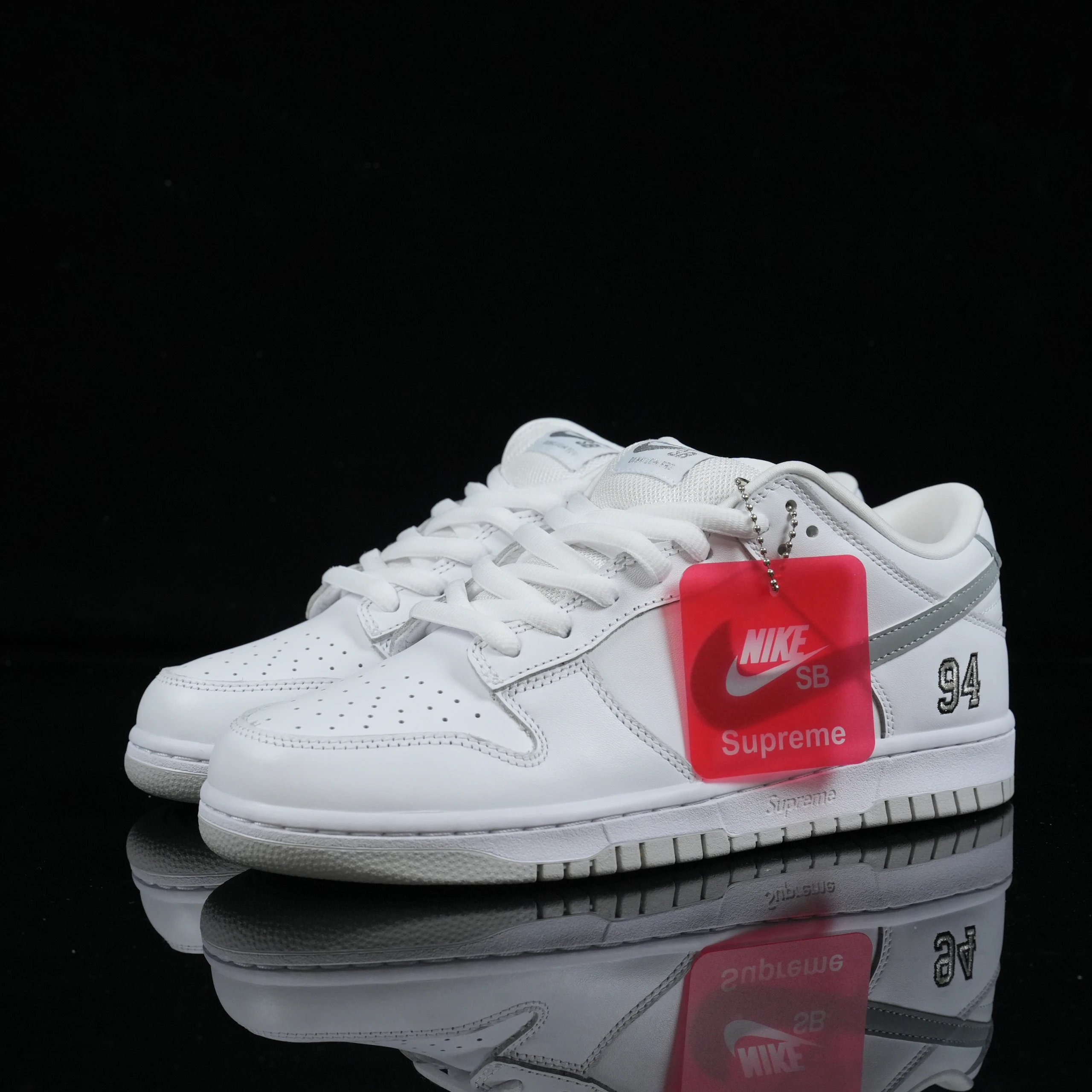 Dunk SB Low white-HQ 8487-100 SKU image