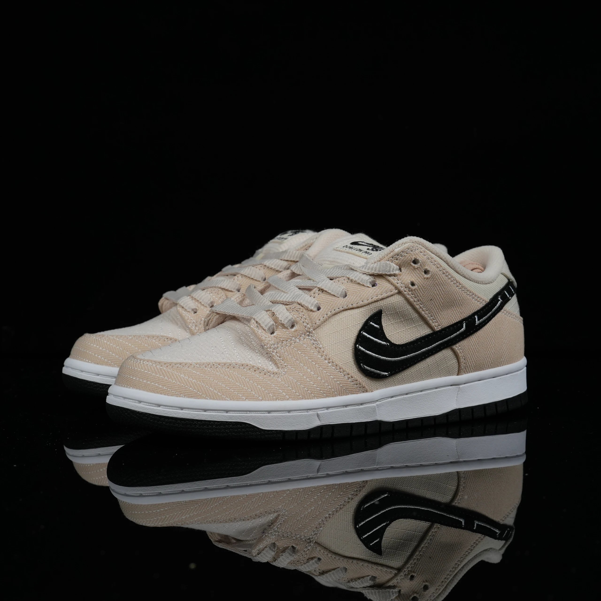 Dunk SB Rice black and white-FD 2627-200 SKU image