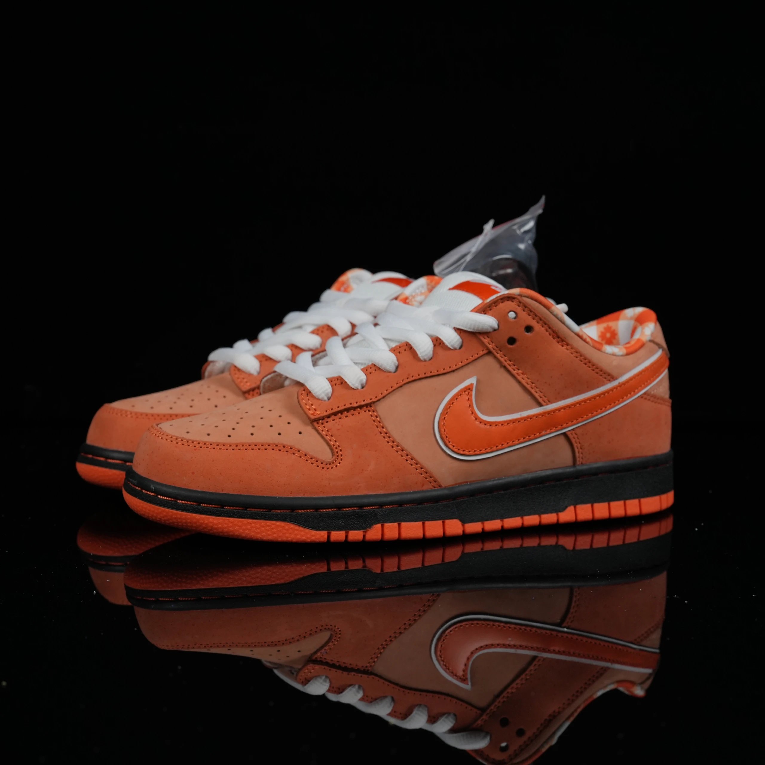 Dunk SB Orange-FD 8776-800 SKU image