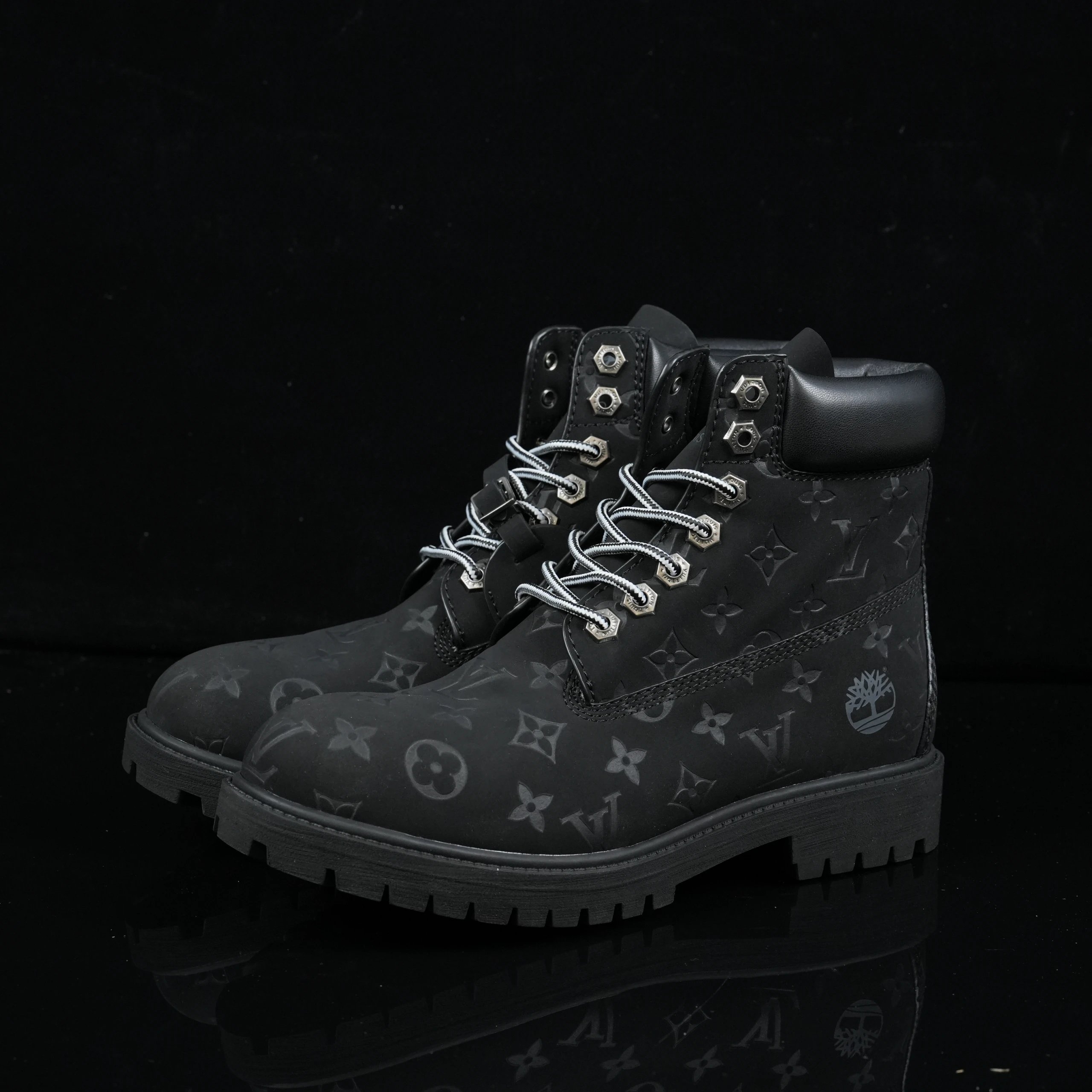 Louis Vuitton 6-Inch Boot Black Monogram Louis Vuitton x Timberland