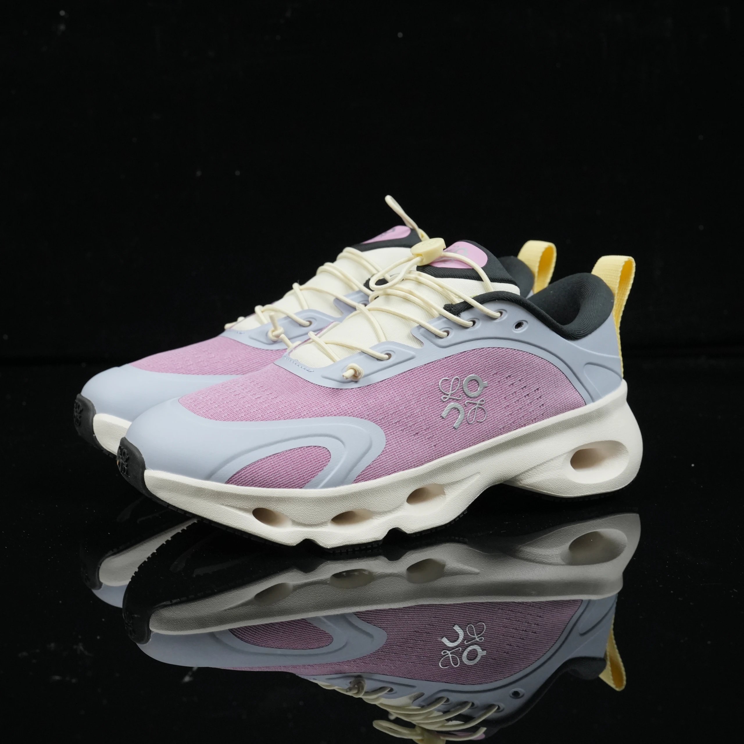 On Cloudtilt Low Loewe Lavender