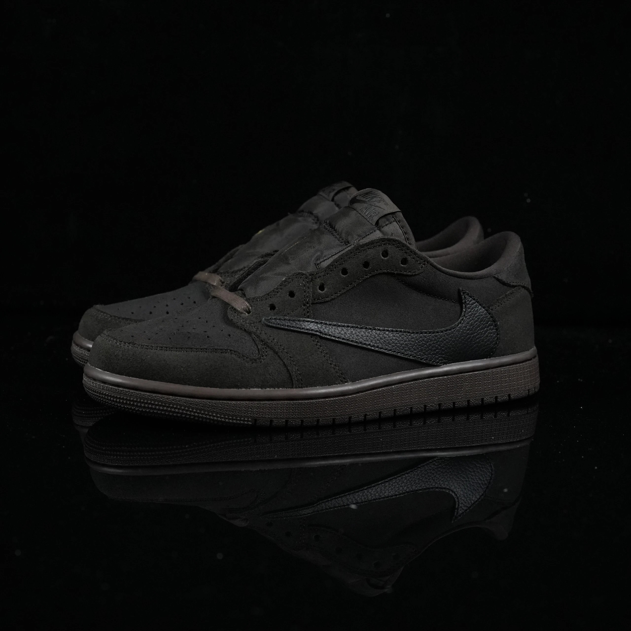 Jordan 1 Retro Low OG SP Travis Scott Black Phantom DM7866-001