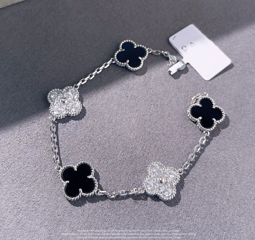 V*n Cl**f Arpels wristband Diamond - 131939