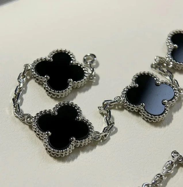 V*n Cl**f Arpels wristband Steel Color Chain - 133360