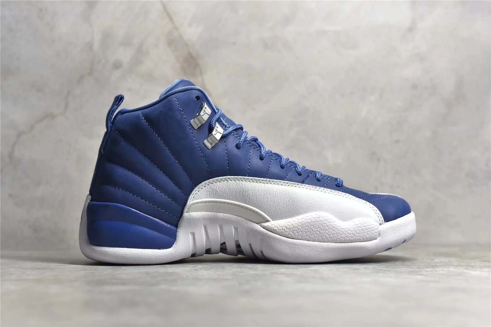 Air Jordan 12 White Cement Grey Sneakers - 32