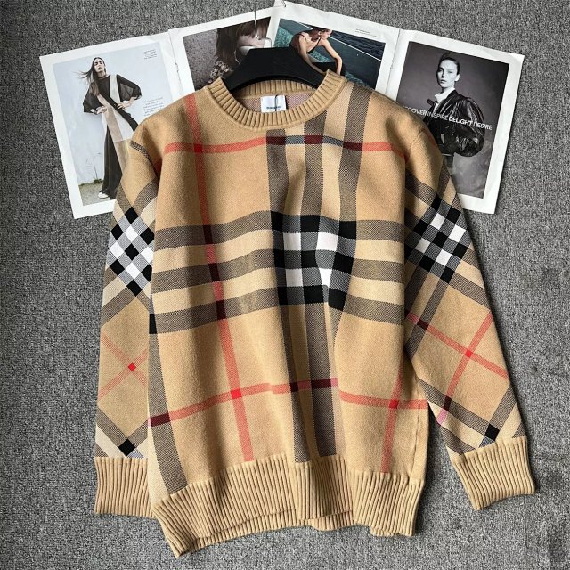 Burberry Sweater: seller detail photo 3