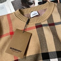 Burberry Sweater — seller photo 8