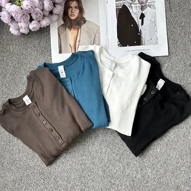 Lululemon Longsleeve Polo: seller detail photo 7