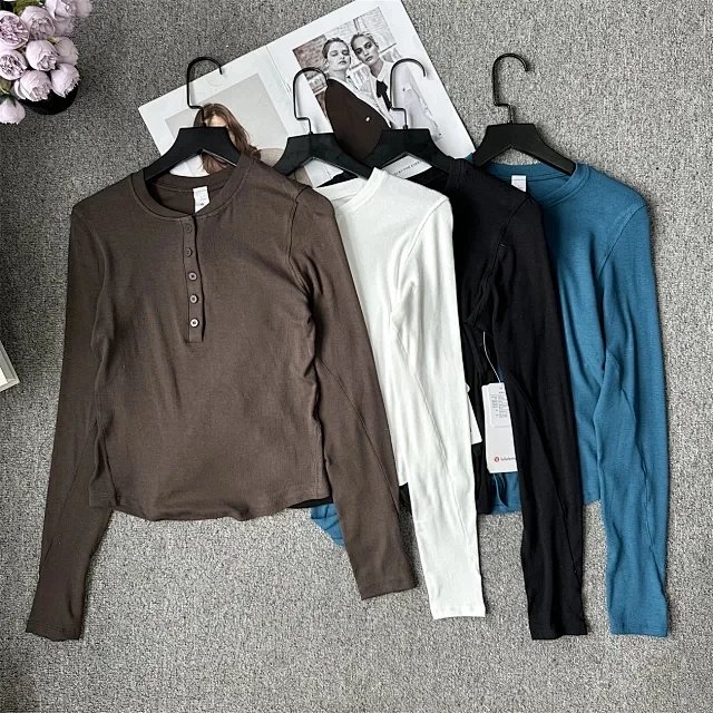 Lululemon Longsleeve Polo: seller detail photo 4