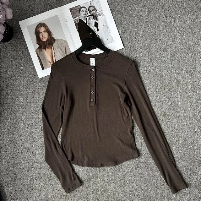 Lululemon Longsleeve Polo: seller detail photo 13
