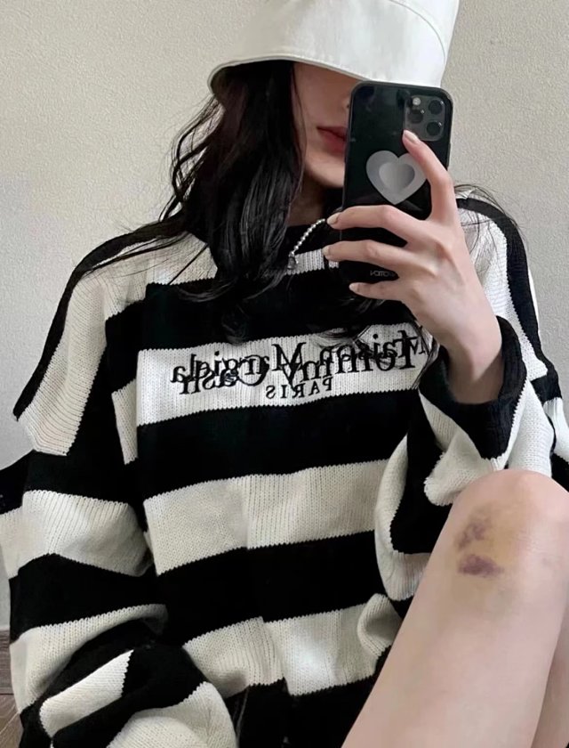 Tommy Cash Sweater: seller detail photo 12
