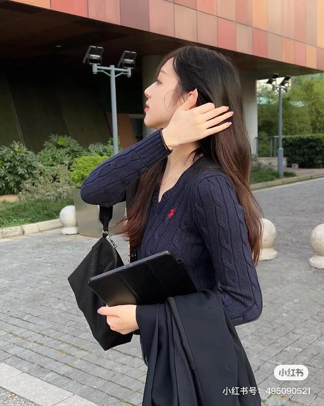 Ralph Lauren Sweater: seller detail photo 6