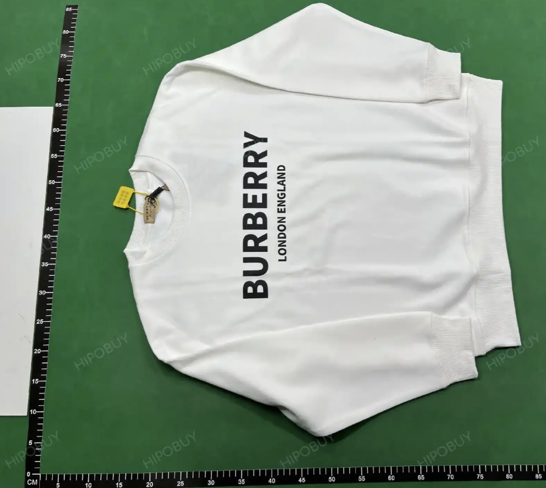 White hoodie with fleece