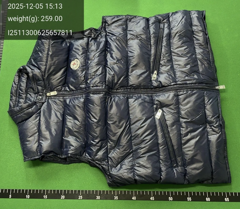 Vest dark blue