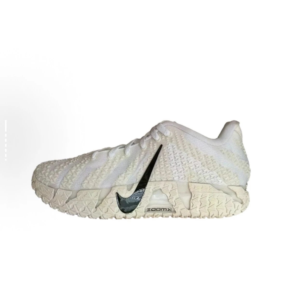 HF2793-101 White