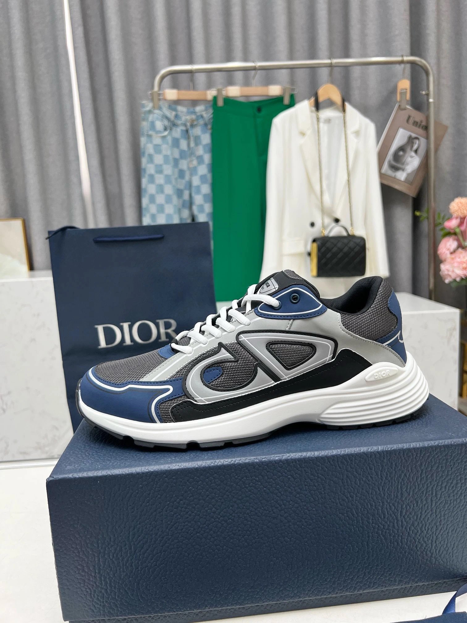 10 SKU image