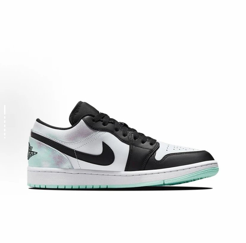 White tie-dye SKU image