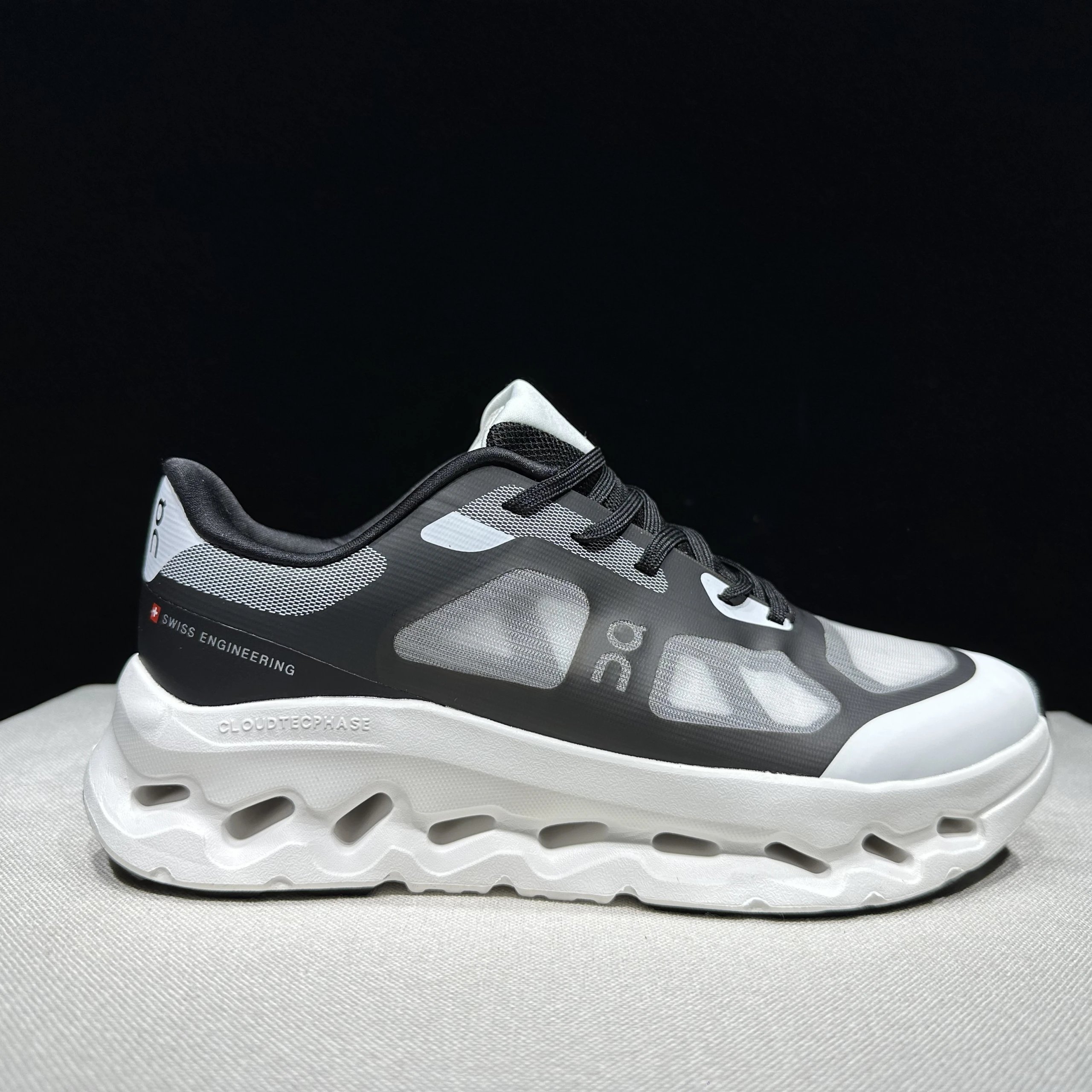 remix black and white SKU image