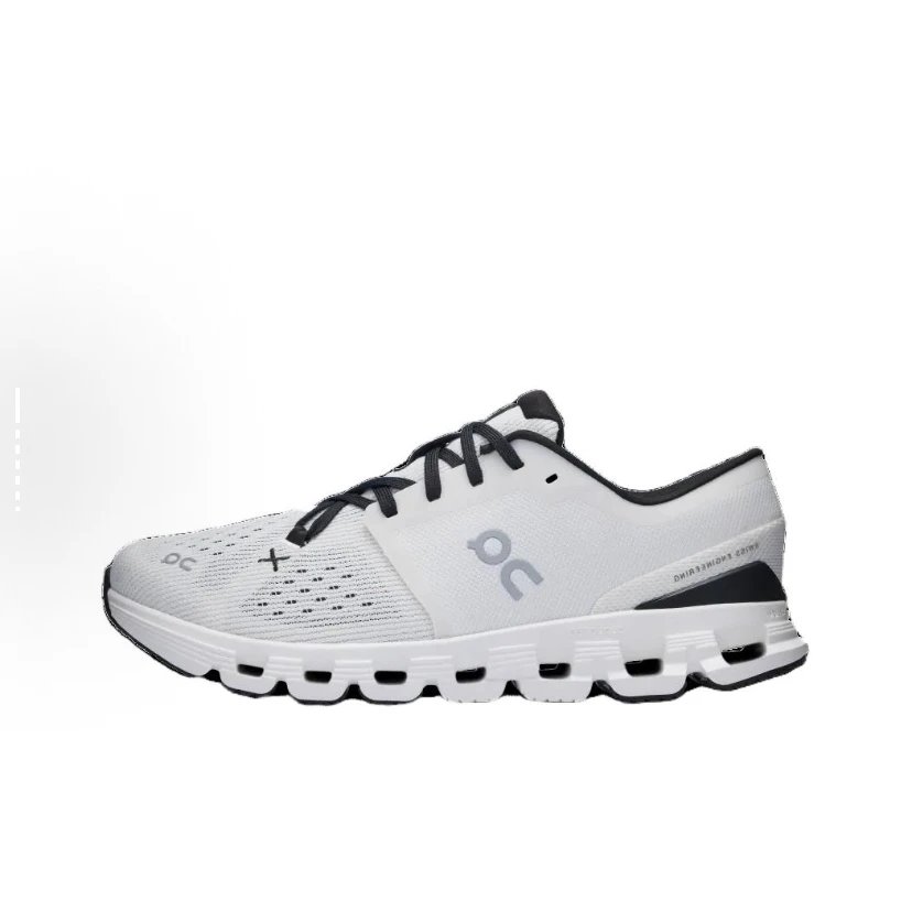X 4 Black and white SKU image