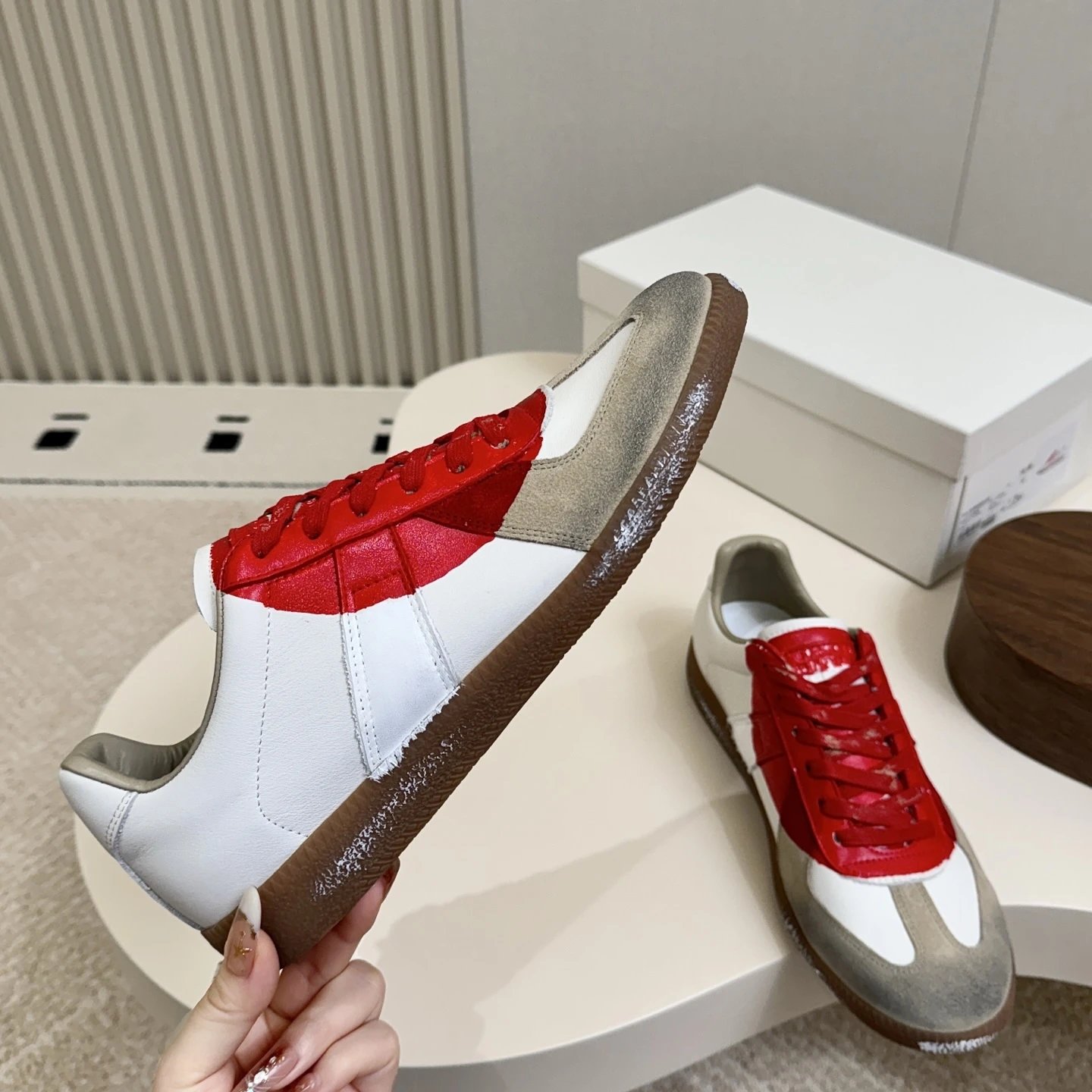 19 # Customization Non refundable