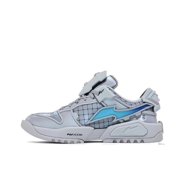 N*ke DK Genesis Low SIZE： - 133055
