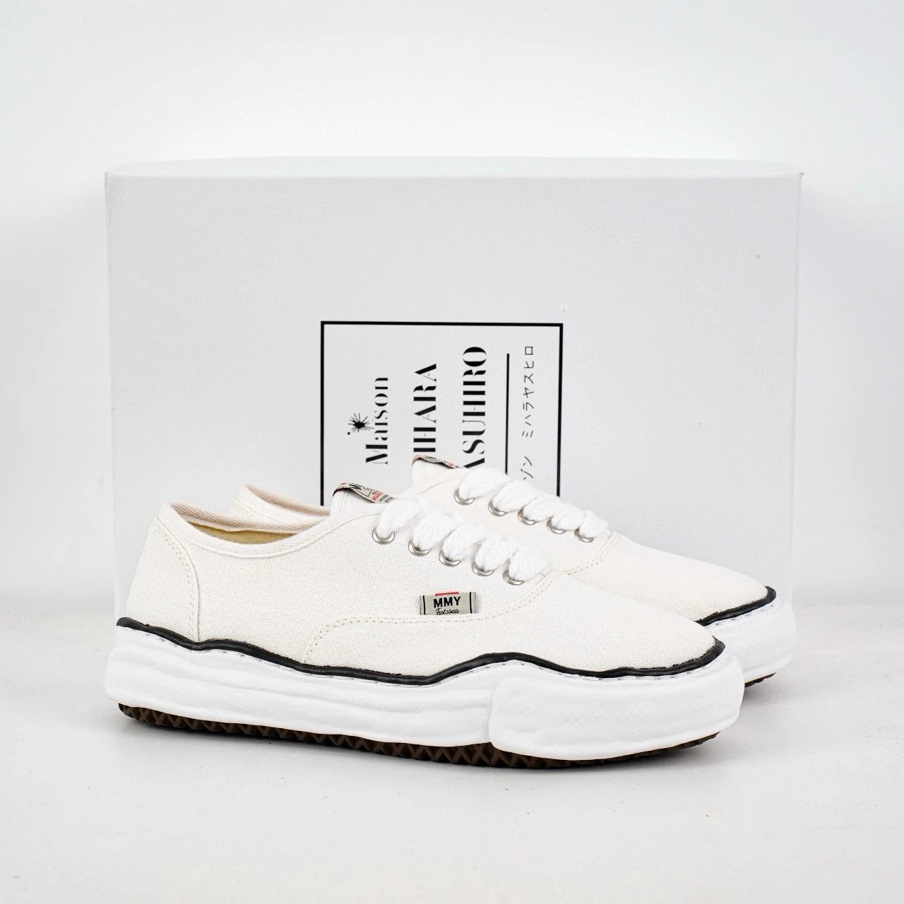 Vans white canvas SKU image
