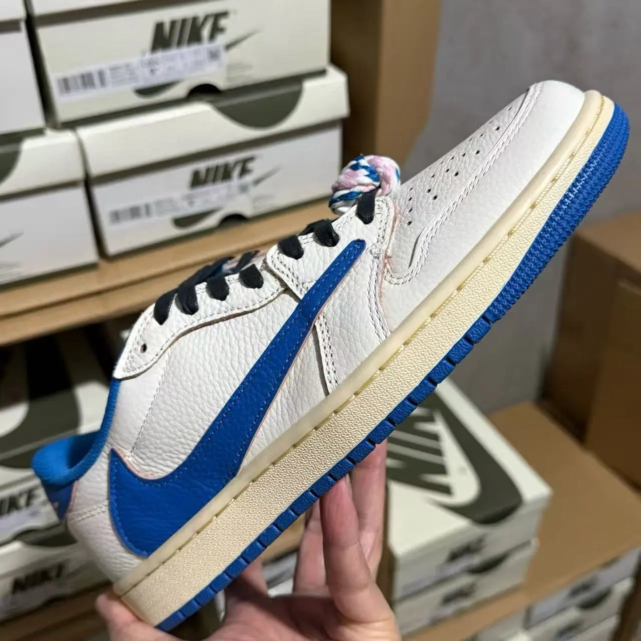 Air Jordan 1 Travis Scott Low 10.0 White/Blue DM7866-104 (GS Available)