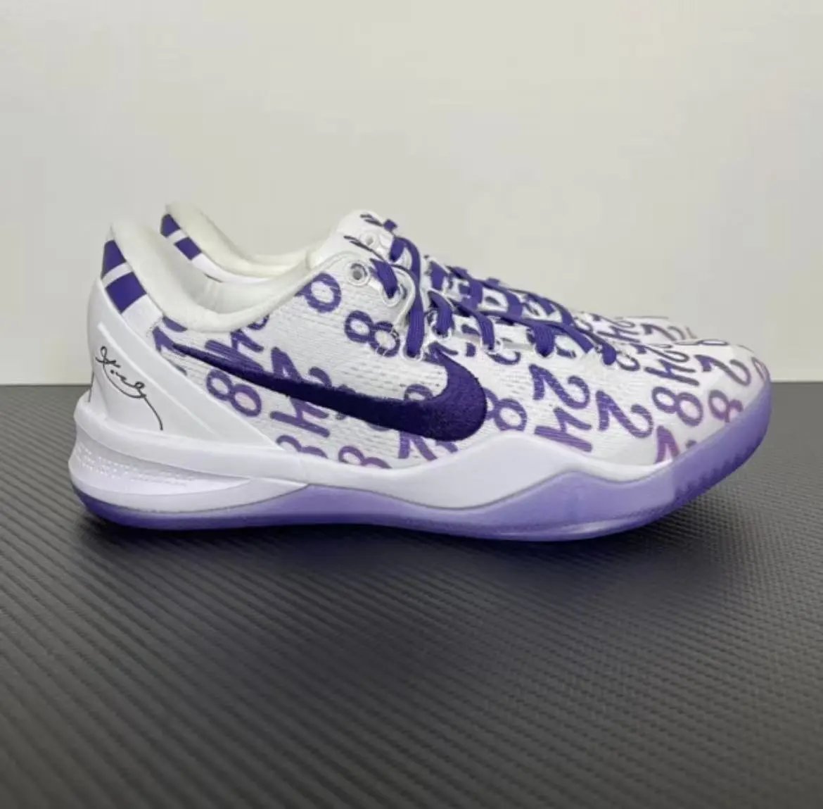 Kobe 8 White Purple FQ3549-100
