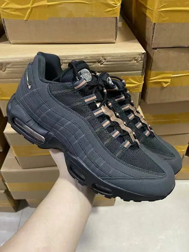 MAX95 gray gold HQ6457-001