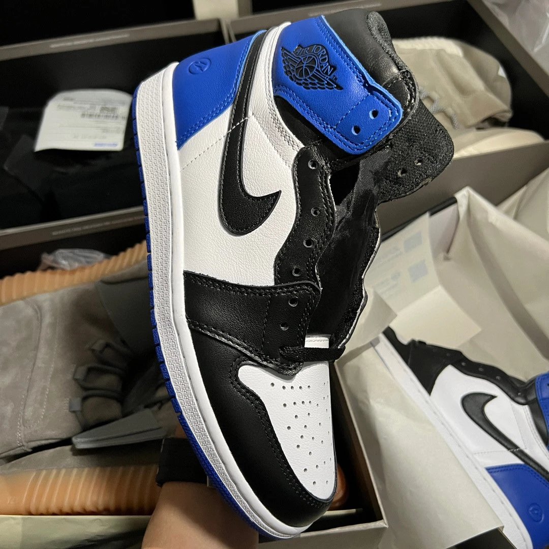 Air Jordan 1 Fragment (Lightning) 716371-040