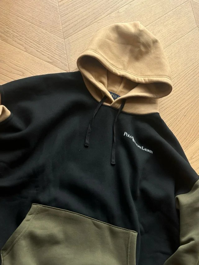 Polo Ralph Lauren Color-Block Hoodie in Black, Beige, and Army Green - 7