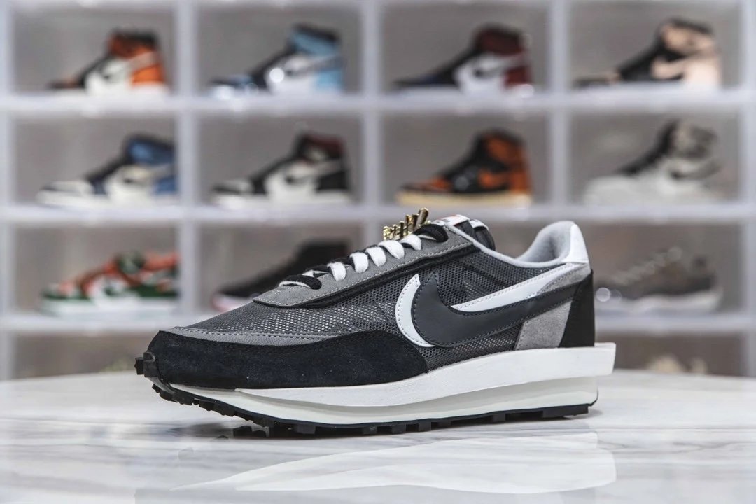 Nike SACAI Waffle