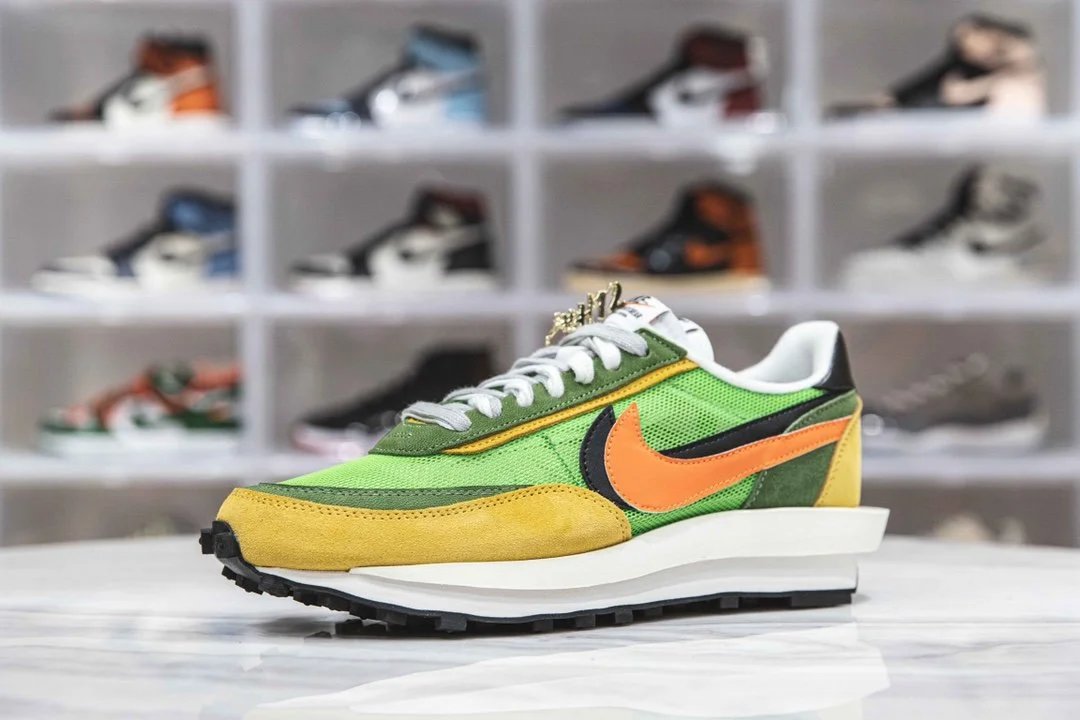Nike SACAI Waffle