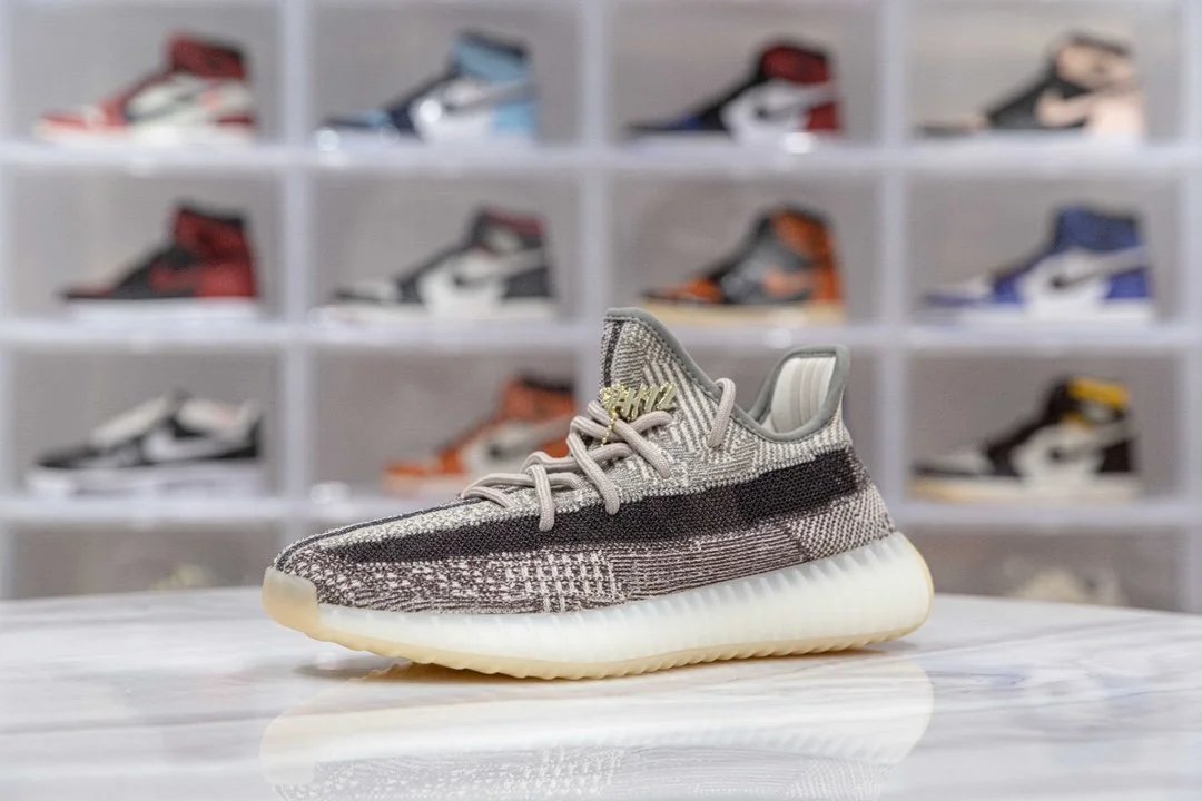 Yeezy 350 V2 ZYOn