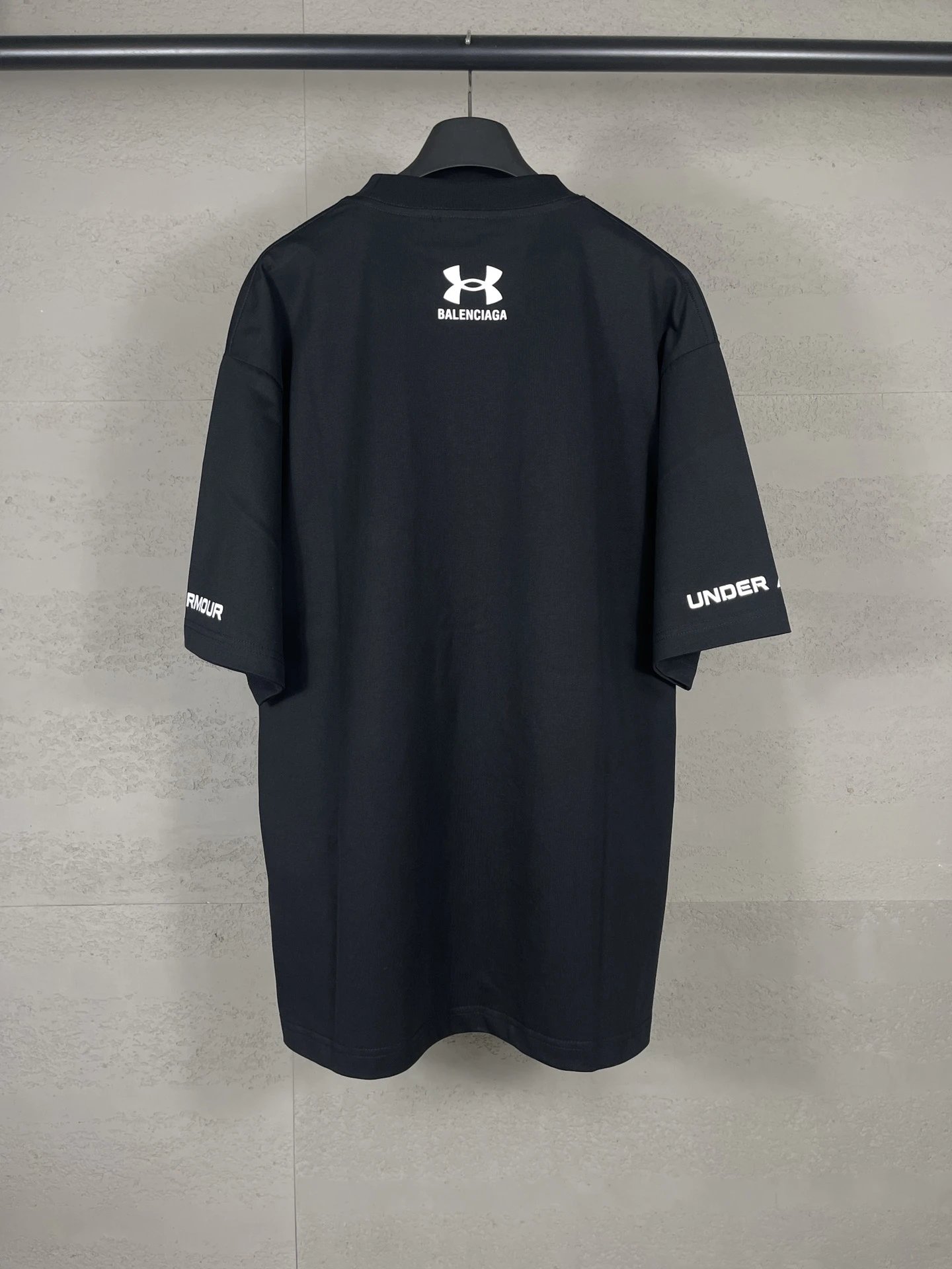 BLCG Logo Print T-Shirt photo 6