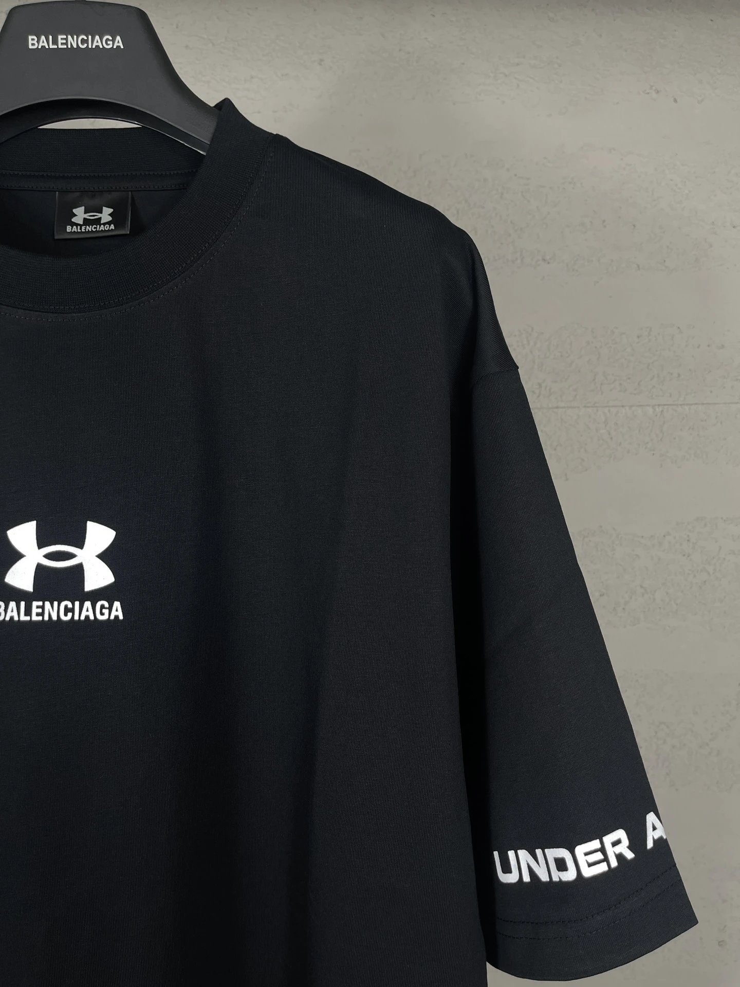 BLCG Logo Print T-Shirt photo 8