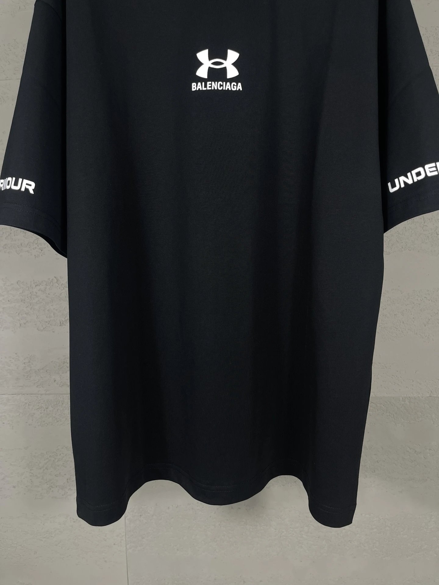 BLCG Logo Print T-Shirt photo 7