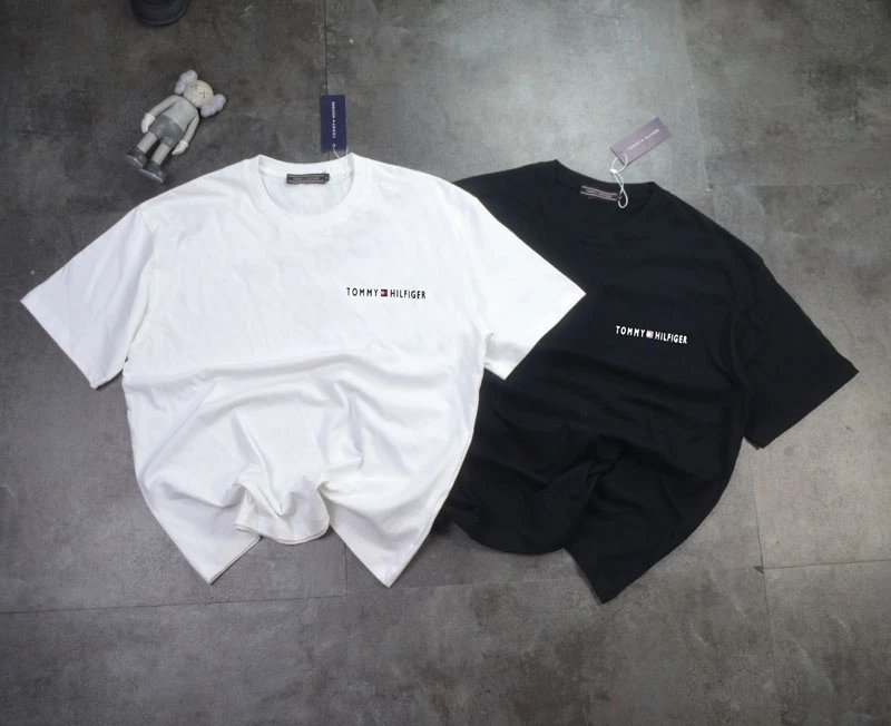 Tommy Hilfiger Classic Logo T-Shirt