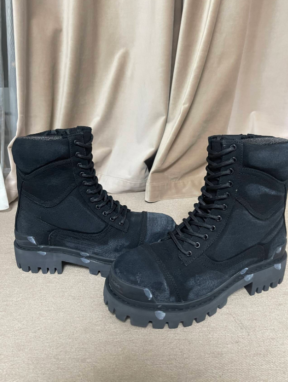 BLCG 靴子男女款Whats app 86 152 0596 886111