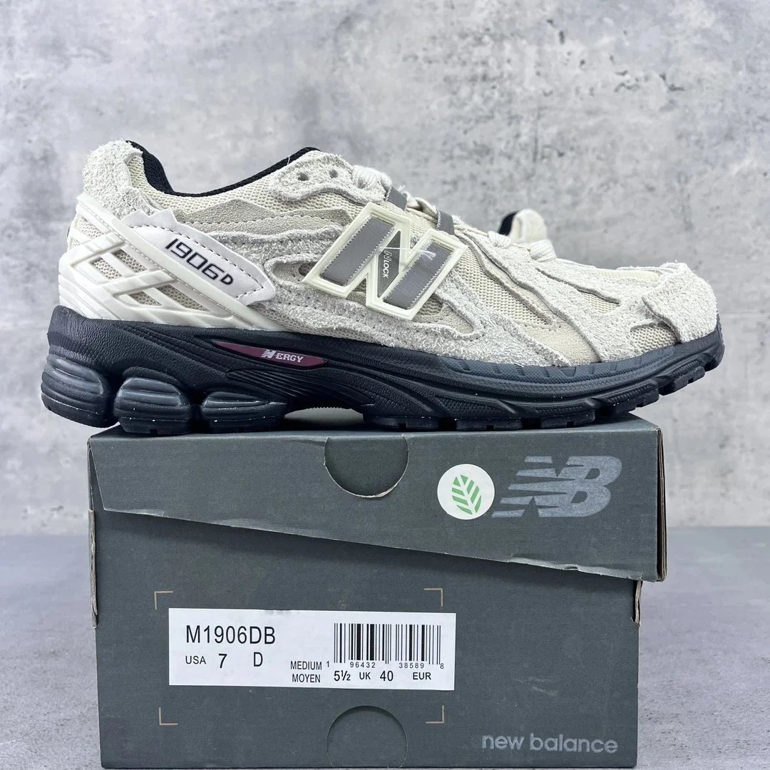 New Balance 1906R Running Shoes photo 7