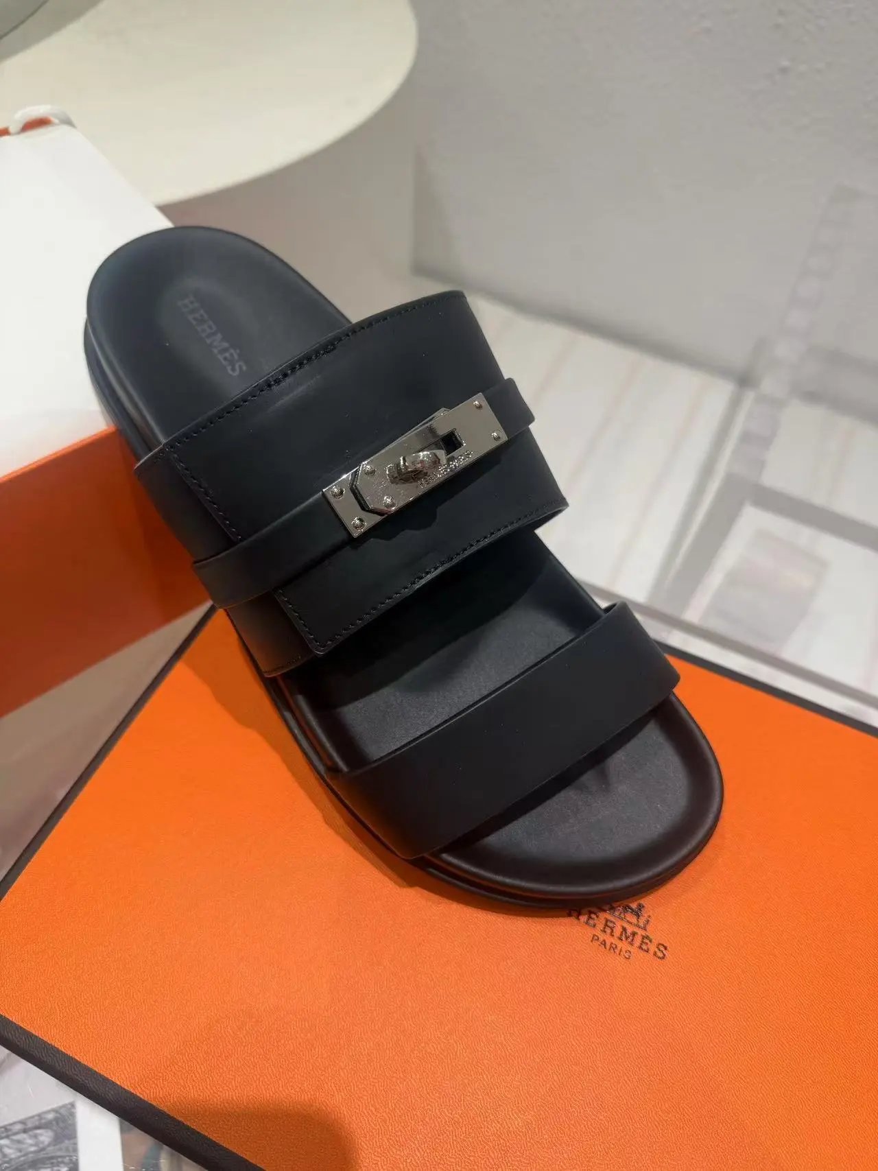 Hermès slippers