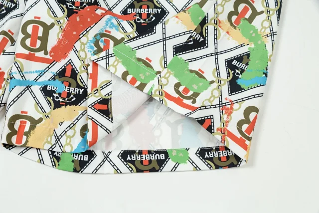 Burberry Shorts Elastic-Waist Drawstring Logo product detail image 16