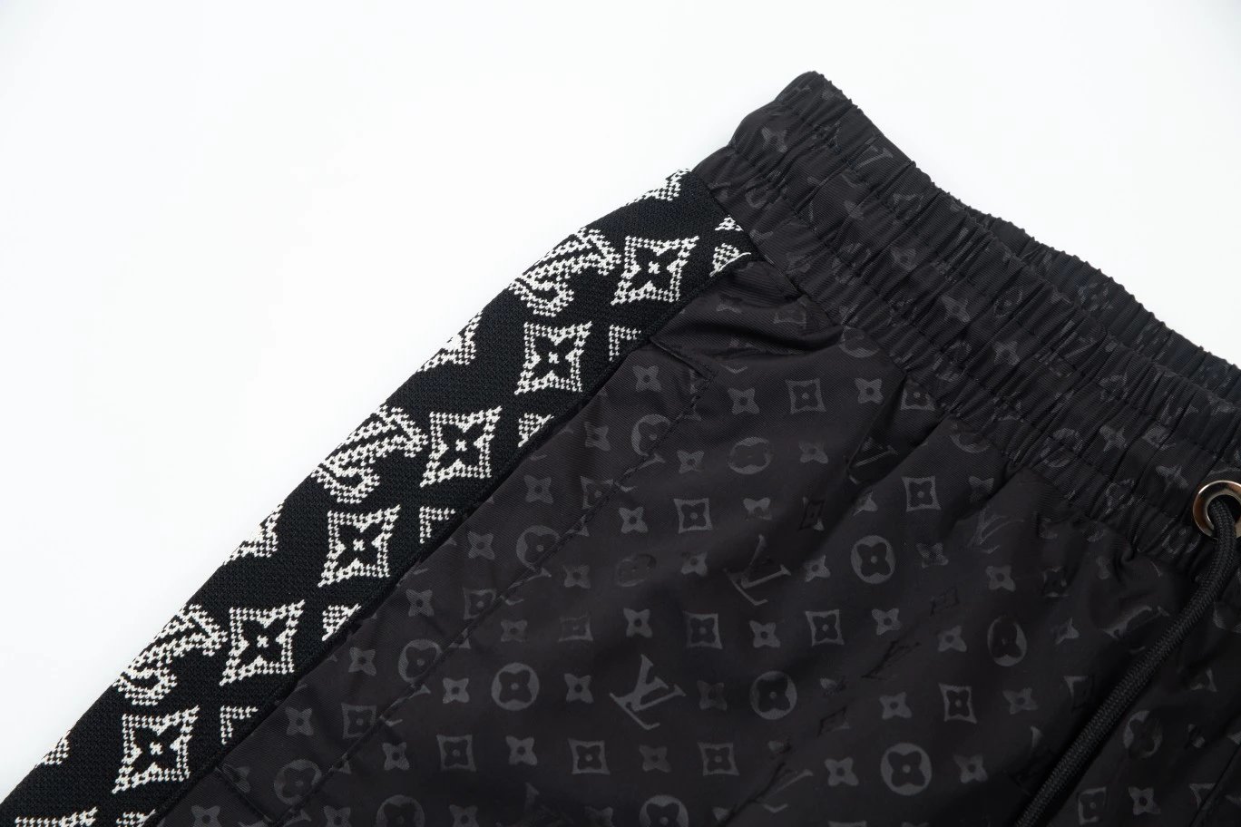 Off-White Floral Print Drawstring Shorts Multicolor - 14