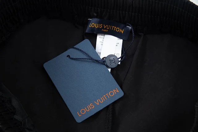 Louis Vuitton Shorts Drawstring Monogram product detail image 14