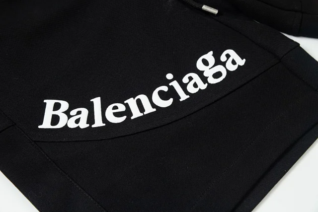 Balenciaga Shorts Logo-print drawstring product detail image 23