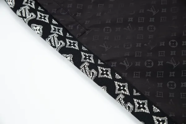 Off-White Floral Print Drawstring Shorts Multicolor - 18