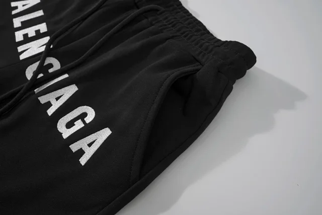 Balenciaga Shorts Logo-print drawstring product detail image 49