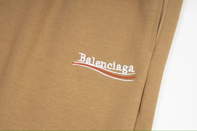 Balenciaga Shorts Logo-print drawstring product detail image 39