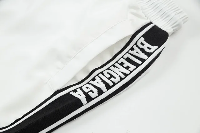 Balenciaga Shorts Logo-print drawstring product detail image 55