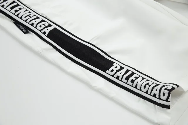 Balenciaga Shorts Logo-print drawstring product detail image 57